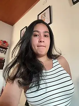 Nina lovi online show from 12, 12, 2024