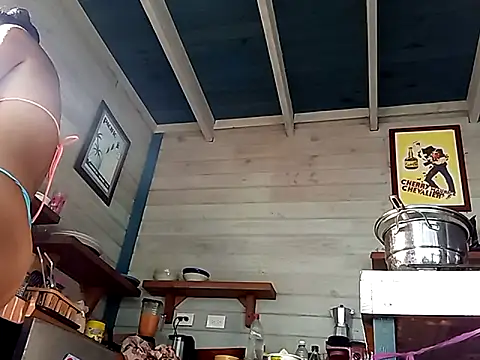 Luna-Natural online show from 6, 3, 2025