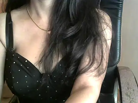 Adventurous Angel online show from 8, 12, 2024