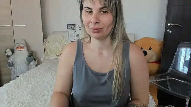 sweetemy4u online show from 10, 3, 2026