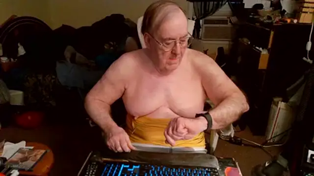 Snapshot of Toastir chatting on 17, 3, 2026 Toastir online show from 17, 3, 2026
