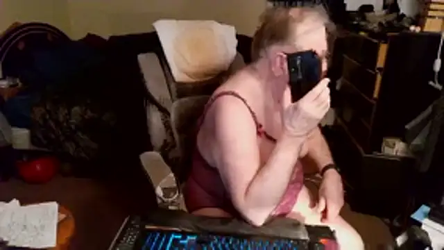 Snapshot of Toastir chatting on 26, 3, 2026 Toastir online show from 26, 3, 2026