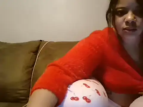 beautylovess online show from 8, 3, 2025