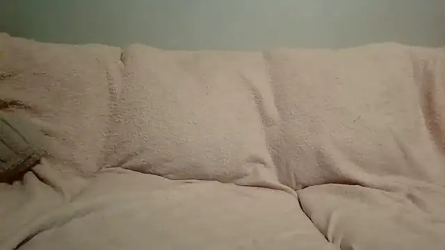 Snapshot of beautylovess chatting on 15, 2, 2026 beautylovess online show from 15, 2, 2026