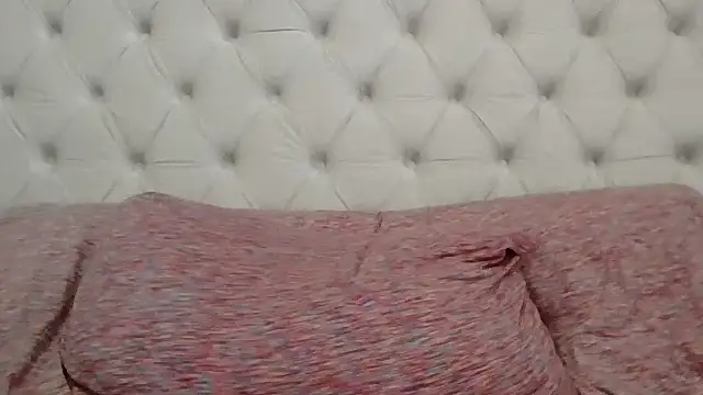 Snapshot of beautylovess chatting on 19, 3, 2026 beautylovess online show from 19, 3, 2026