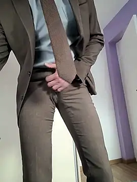 Snapshot of Justforoneday chatting on 14, 11, 2025 Justforoneday online show from 14, 11, 2025