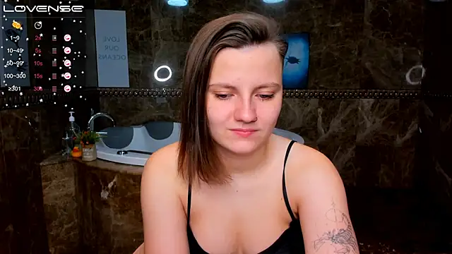 MelindaTin online show from 16, 11, 2025