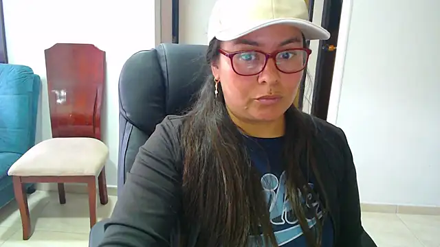 Ixchel Anaid online show from 24, 9, 2025