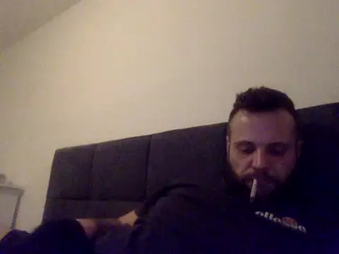 Snapshot of Dirty0892 chatting on 13, 11, 2025 Dirty0892 online show from 13, 11, 2025