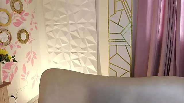 molly marmalade  online show from 10, 3, 2025