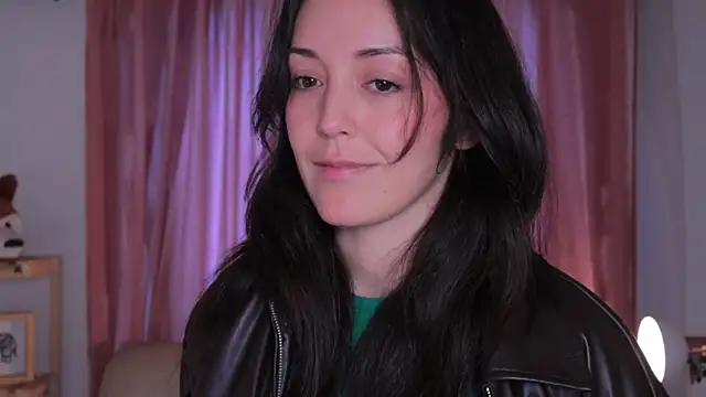 molly marmalade  online show from 8, 10, 2025