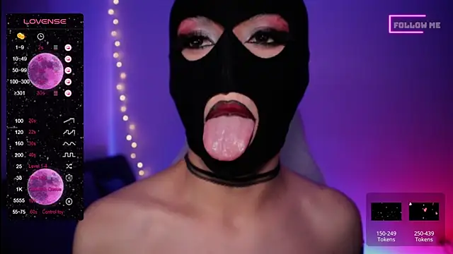 Bigfemblue online show from 11, 1, 2025