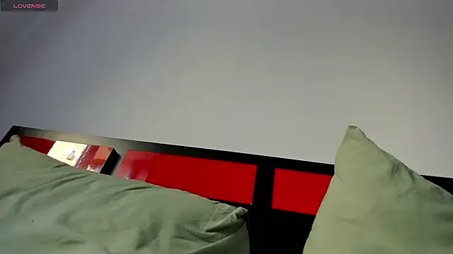 suuzykiss online show from 1, 10, 2025