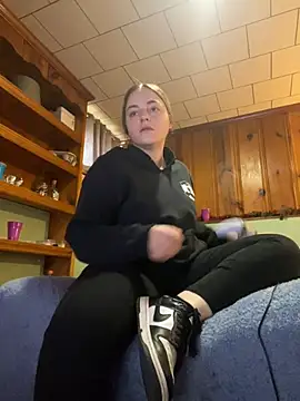 jaseyrae online show from 18, 12, 2024