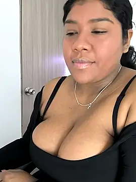 paola091 online show from 7, 10, 2025