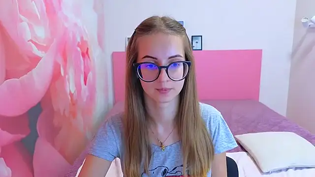 AliceAdams online show from 13, 11, 2025