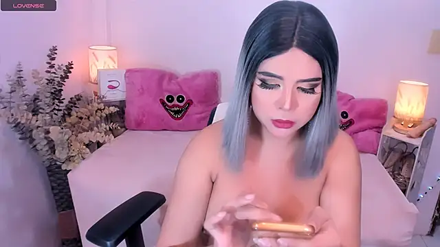 Snapshot of AmazingDREAMGirl chatting on 18, 9, 2025 AmazingDREAMGirl online show from 18, 9, 2025