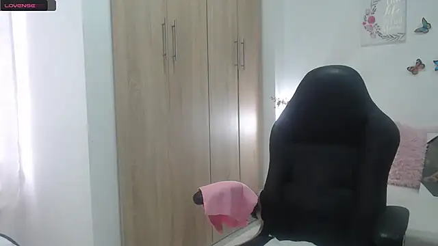 BustyMilf  online show from 21, 2, 2025