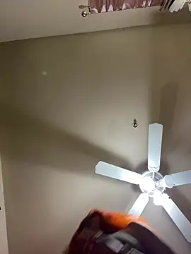 Snapshot of MzParker chatting on 9, 1, 2025 MzParker online show from 9, 1, 2025