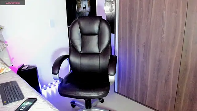 Ariella tits online show from 11, 9, 2025