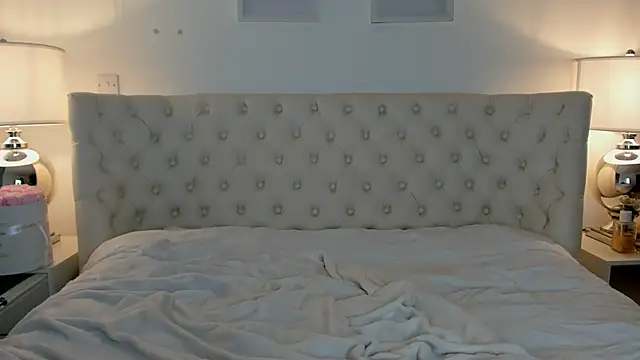 JessicaJames23 online show from 21, 12, 2024