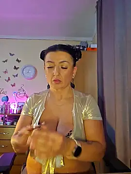 Snapshot of Hotangel75 chatting on 2, 2, 2026 Hotangel75 online show from 2, 2, 2026