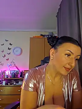 Snapshot of Hotangel75 chatting on 6, 2, 2026 Hotangel75 online show from 6, 2, 2026