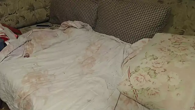 FancyLily online show from 13, 9, 2025