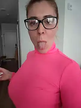 HollyTattoo online show from 12, 12, 2024