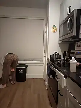 HollyTattoo online show from 17, 12, 2024