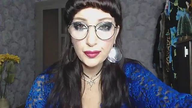 Aziza1 online show from 21, 9, 2025