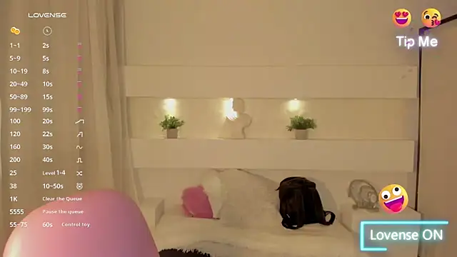 AshleyRoys online show from 30, 1, 2025