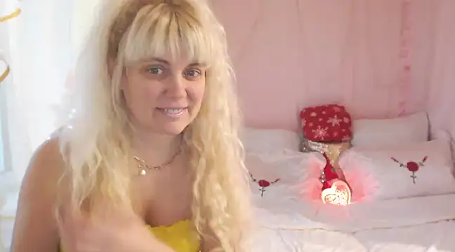 SunnySylvia online show from 26, 12, 2024