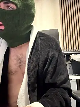 Snapshot of longqwert chatting on 19, 1, 2026 longqwert online show from 19, 1, 2026