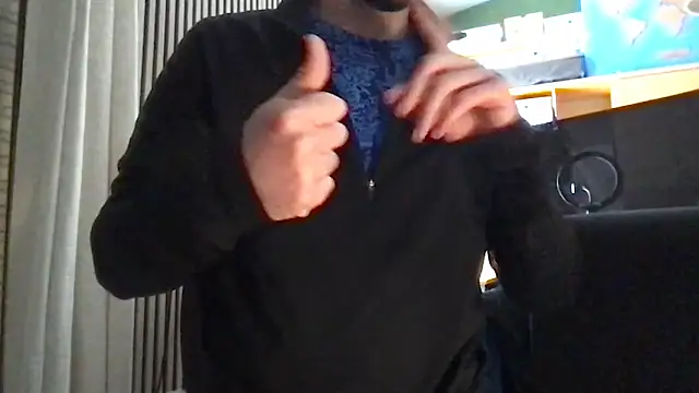 Snapshot of longqwert chatting on 26, 3, 2026 longqwert online show from 26, 3, 2026