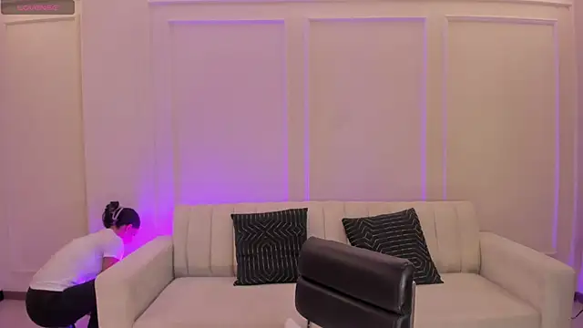 MorganHicks online show from 13, 3, 2026