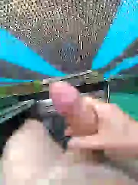 Snapshot of Alvaro2017 chatting on 4, 2, 2025 Alvaro2017 online show from 4, 2, 2025