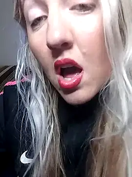 Snapshot of Mllesha74000 chatting on 22, 2, 2025 Mllesha74000 online show from 22, 2, 2025