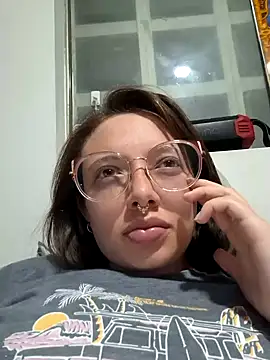 linda-schmidt online show from 5, 1, 2025