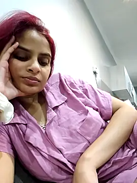 DirtySnowball69 online show from 10, 10, 2025