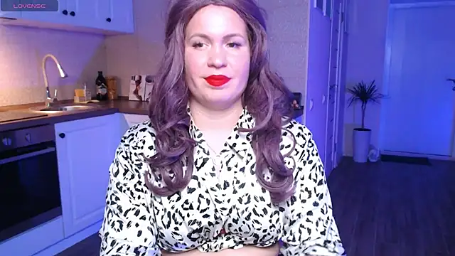 HotTiffani online show from 27, 1, 2025