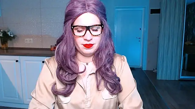 HotTiffani online show from 18, 9, 2025