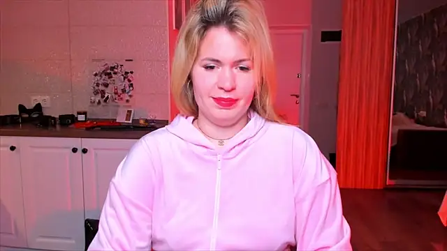 HotTiffani online show from 4, 3, 2026