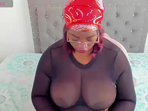 NinaGrey  online show from 9, 11, 2025