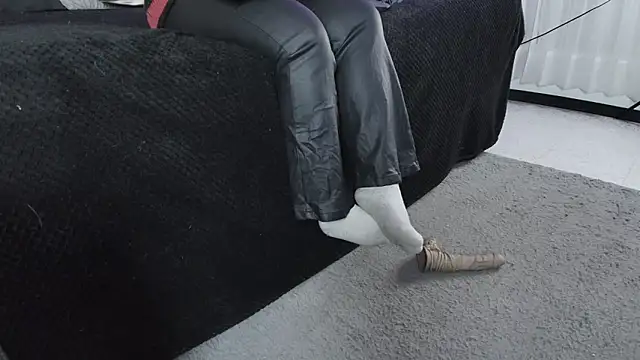  Jade 16 online show from 14, 1, 2026