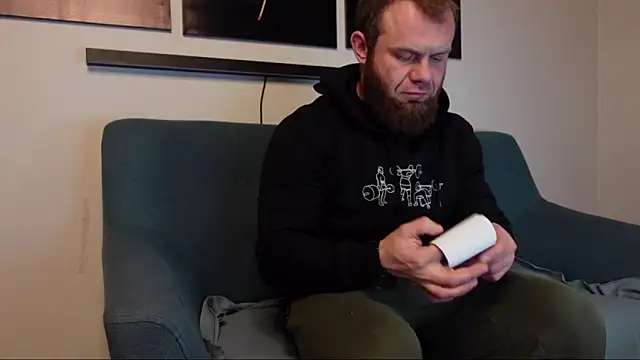 Tommy Burnz online show from 10, 2, 2025