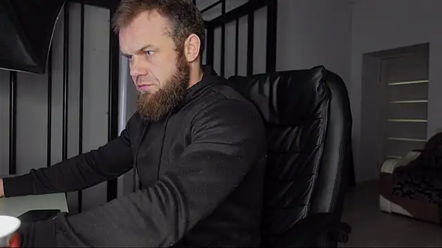 Tommy Burnz online show from 5, 3, 2025