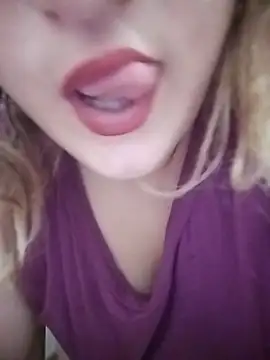 SWEETLUNA077 online show from 15, 9, 2025