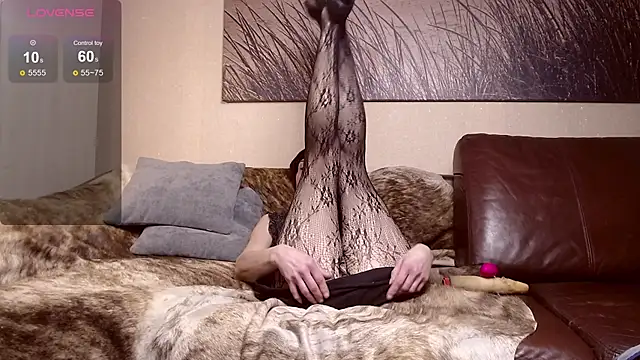 ElizabethLong online show from 2, 2, 2026