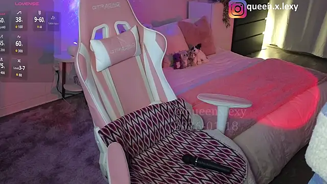 Snapshot of queenxlexy chatting on 18, 1, 2026 queenxlexy online show from 18, 1, 2026